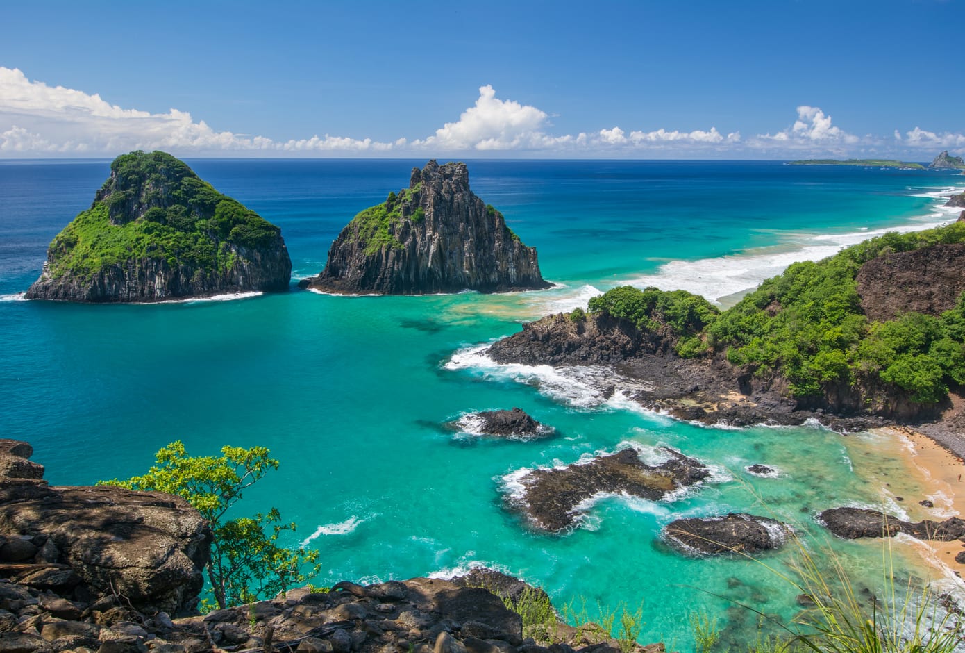 Panoramic view of Cacimba do Padre and Two Brothers Peaks in Fernando de Noronha, Brazil