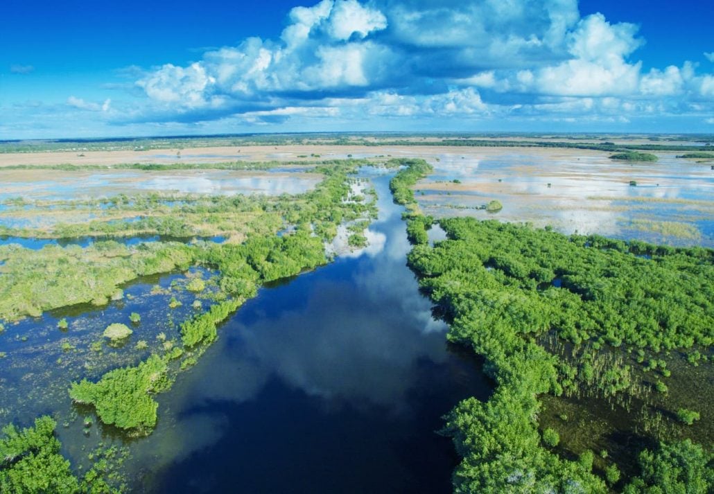 : Aerial view of the Ten Thousand Islands in Everglades National Park, Florida