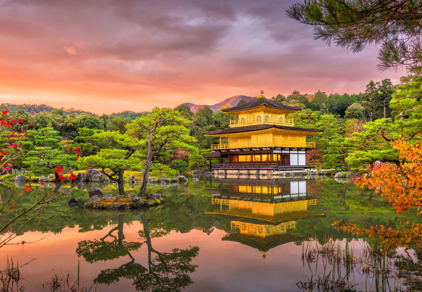 the-10-best-tourist-attractions-in-japan-cuddlynest