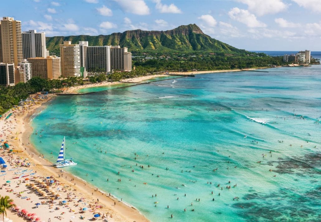 The Most Beautiful Beaches In Honolulu, HI
