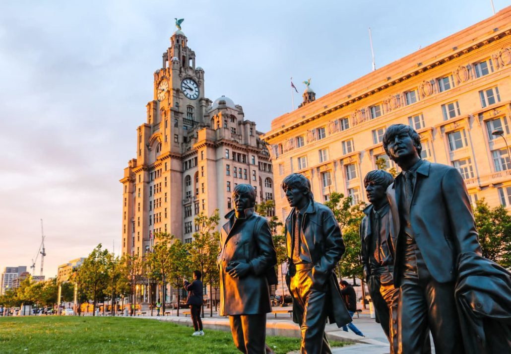 statues in Liverpool
