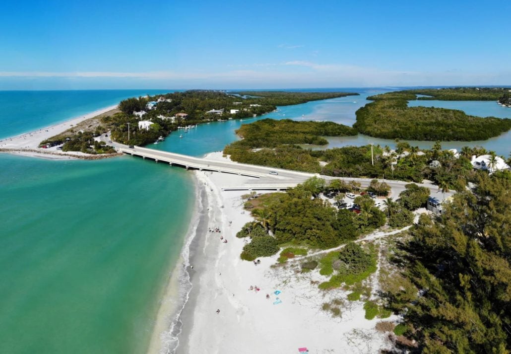 Top view of a beach on Sanibel Island, Florida.