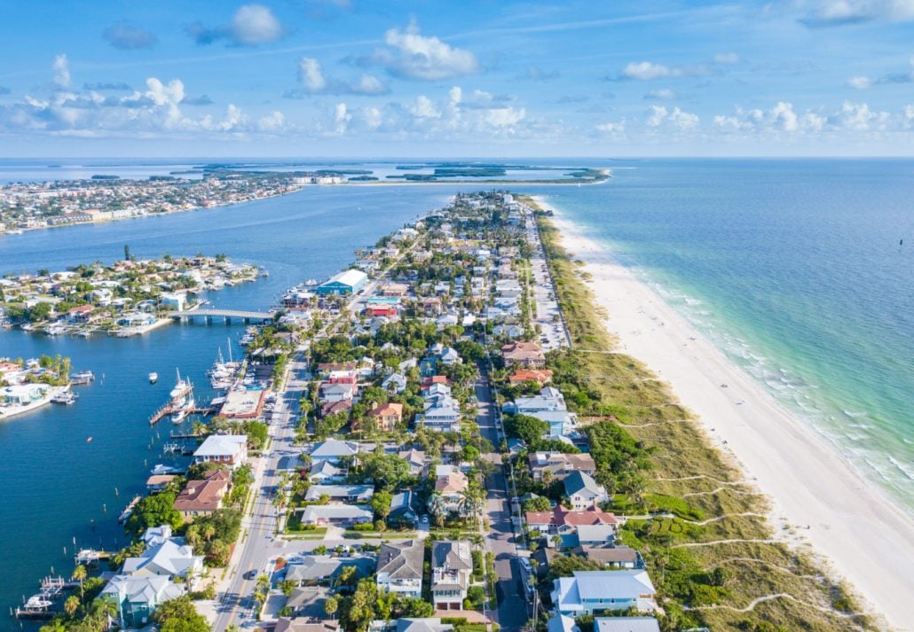 The shoreline in Gulf of Mexico. St Petersburg, Florida.